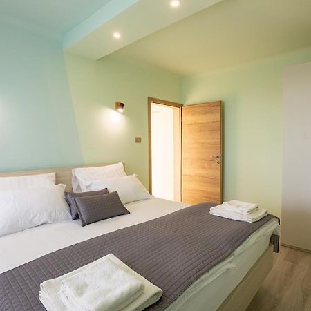 Adriatic Bay Apartments Portoroz Exterior photo