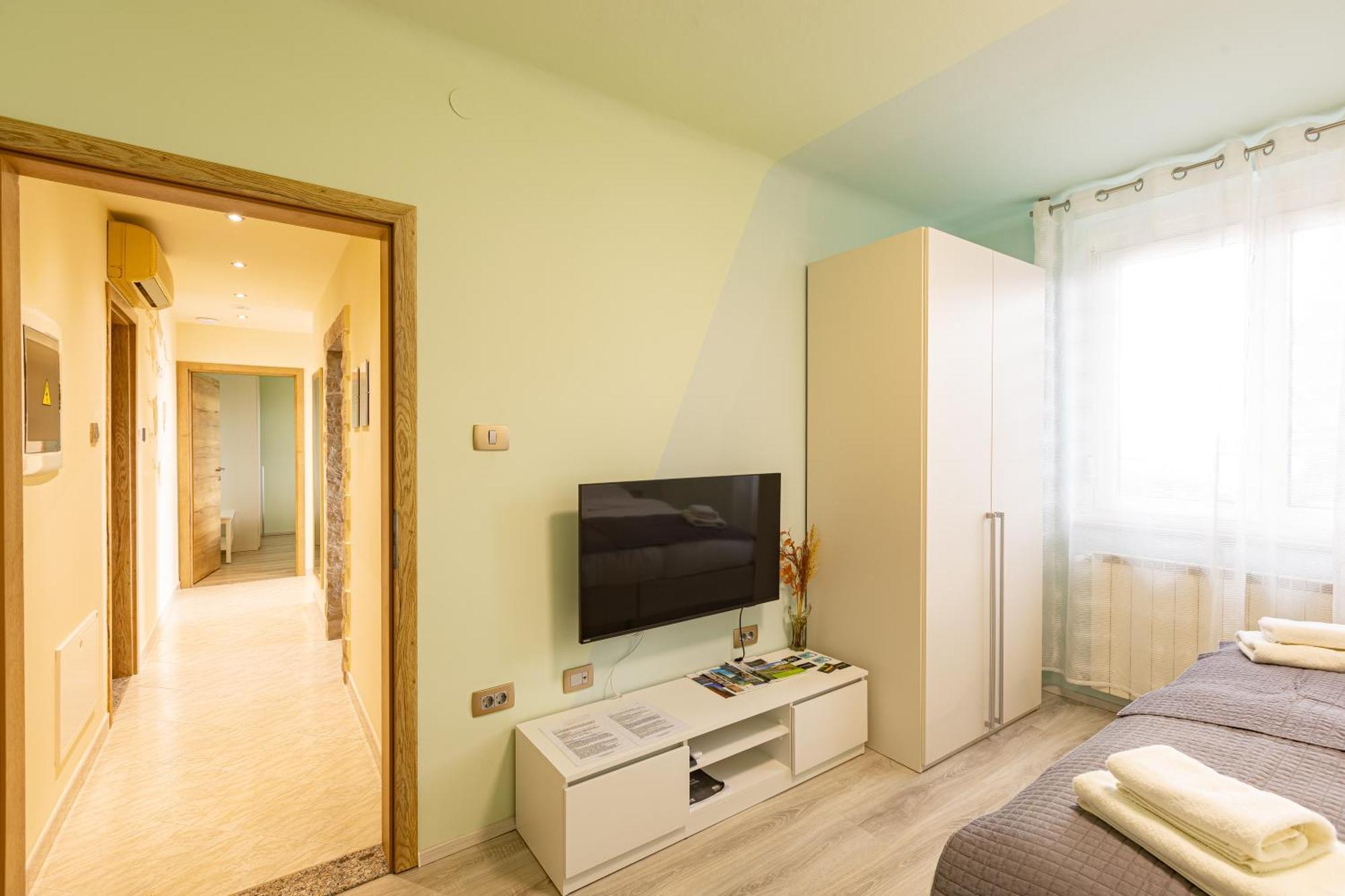 Adriatic Bay Apartments Portoroz Exterior photo